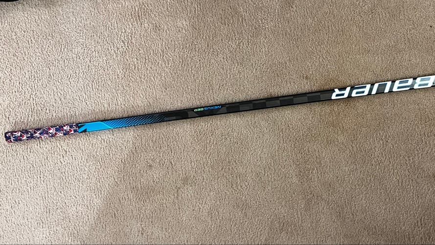 Senior Used Right Handed Bauer Nexus Geo Hockey Stick