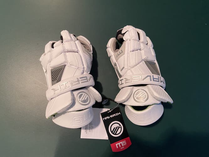 Brand New m5 Lacrosse Gloves