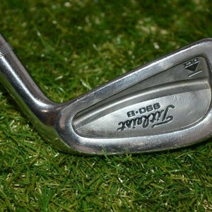 Titleist 	Dci 990B 	4 Iron 	Right Handed 	38.5"	Steel 	Stiff	New Grip