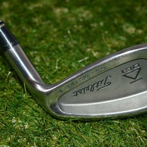 Titleist 	Dci Oversize + 	8 Iron 	Right Handed 	36.5"	Steel 	Regular	New Grip