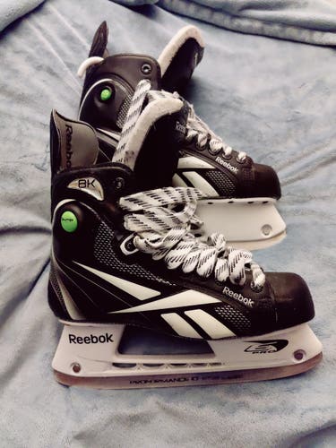 Senior Used Reebok 8K Hockey Skates Regular Width Size 6