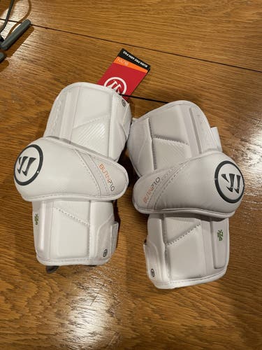 Best Offer- CUSTOM NY LIZARDS- New Large Warrior Burn Pro Arm Pads