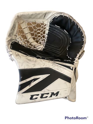 Used CCM Glove Regular  P2.5