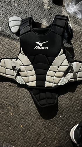 Mizuno Samurai Catcher's Chest Protector