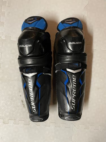 14” Bauer Supreme One.8 Shin Pads