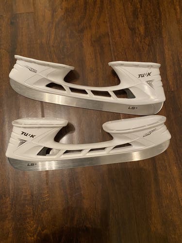 New Bauer 254 mm Lightspeed