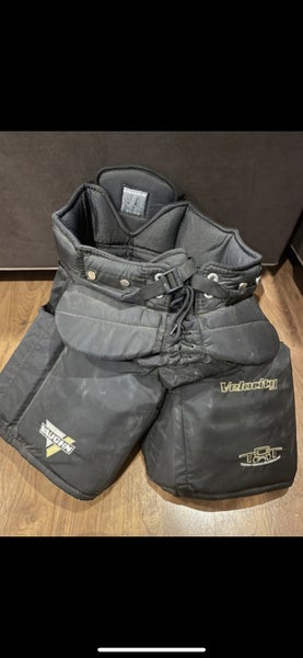 Medium Senior Vaughn Hockey Goalie Pants