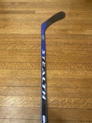 Senior Right Handed  Pro Stock Stealth CNT Hockey Stick