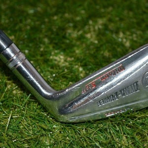 Wilson Staff	Dyna Power 	6 Iron 	Right Handed 	37"	Steel 	Stiff	New Grip
