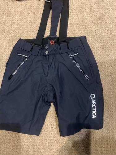 Black Adult Unisex Used Small Arctica Shorts