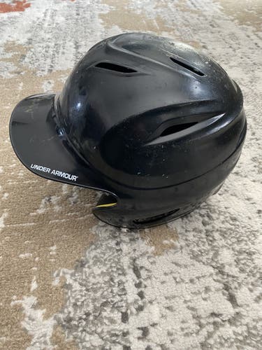 Under Armour UABH100 Batting Helmet Size 6 1/2-7 3/4 Black