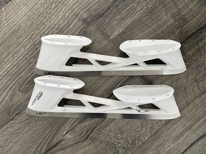 Used Bauer Goalie 254 3mm Vertexx Holder