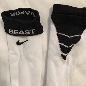 NEW Nike Vapor White/Black XL Socks (2 pairs)