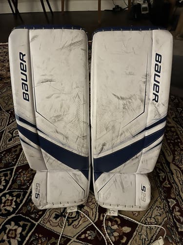 Bauer S29 Supreme Int. Sm leg pads