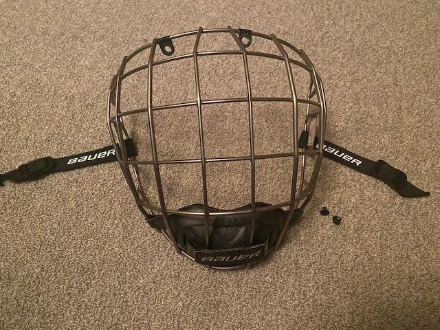 Used Large Bauer Re-Akt Helmet Cage - Oval Titanium