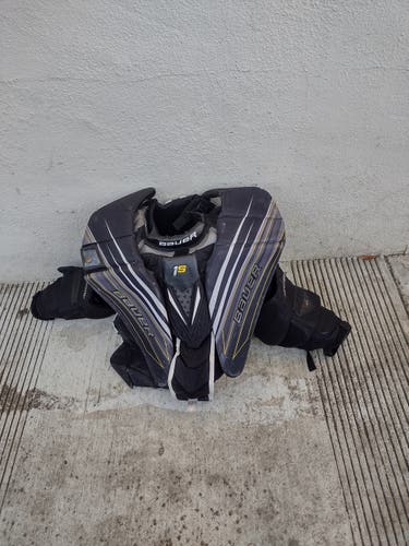 Used XL Bauer Supreme 1S Goalie Chest Protector