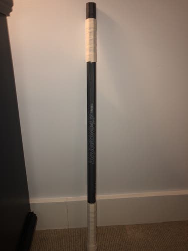 Dragonfly Integra Lacrosse Shaft Attack 30” Gray