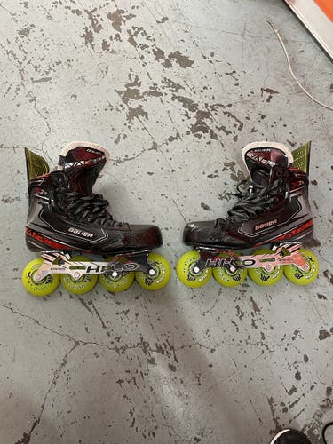 Senior Used Bauer Vapor X2.9 Hockey Skates Regular Width Size 8.5