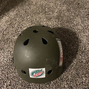 Used Men's Large Bmx/skateboarding Helmet