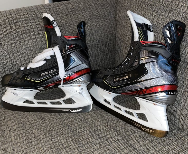 Bauer Vapor 2X PRO Size 5.5 Regular Width Fit 2 Skates! Worn 2 Times!