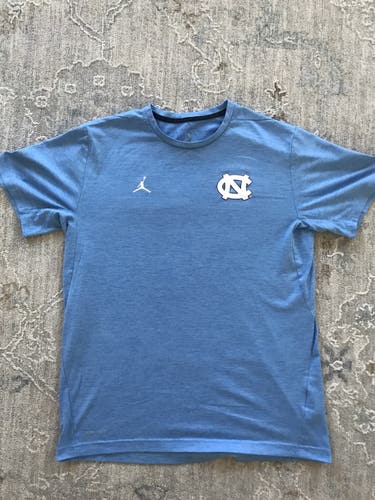 UNC Lacrosse Team Issued Shooting Shirt
