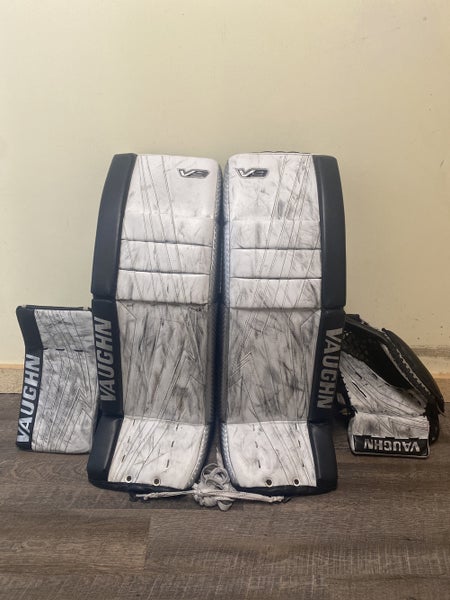 Used 33+2” Vaughn V9 pro carbon Goalie Full Set