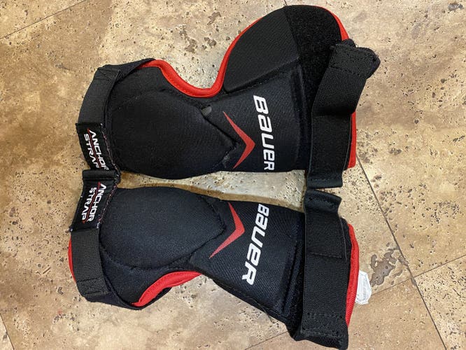 Bauer Vapor X900 Knee Guards- Junior