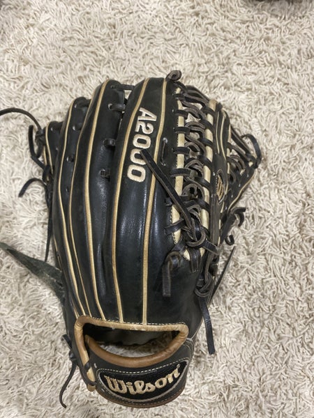 Used Right Hand Throw Outfield Baseball Glove 12.75"