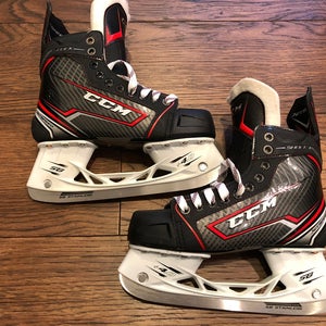 LIKE NEW Senior CCM JetSpeed Shock Hockey Skates Regular Width Size 6.5