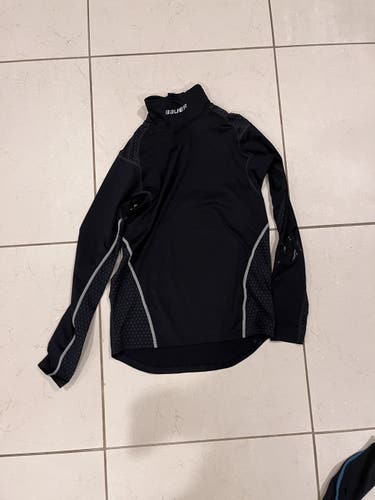 Black Used Medium Bauer Shirts