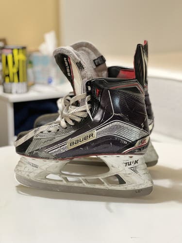 Senior Bauer  Size 11 Vapor 1X Hockey Skates