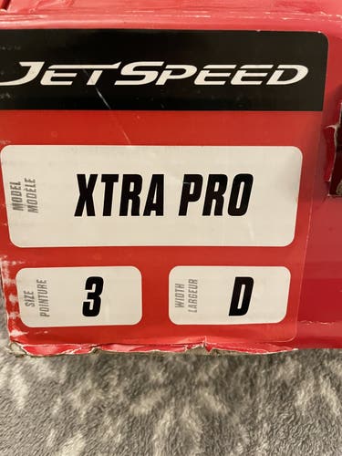 Junior New CCM JetSpeed XTRA PRO Hockey Skates Regular Width Size 3