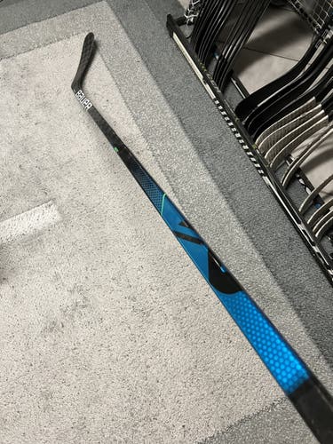 NEW - Bauer Nexus Geo (2N PROXL) Pro Stock Hockey Stick