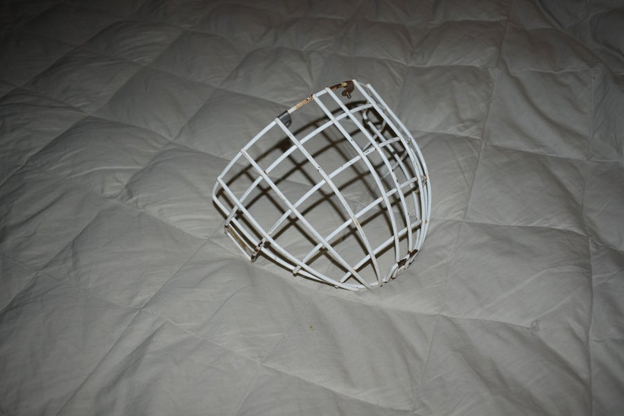 Hockey Cage, White