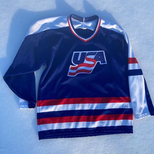 Vintage Team USA Hockey Jersey