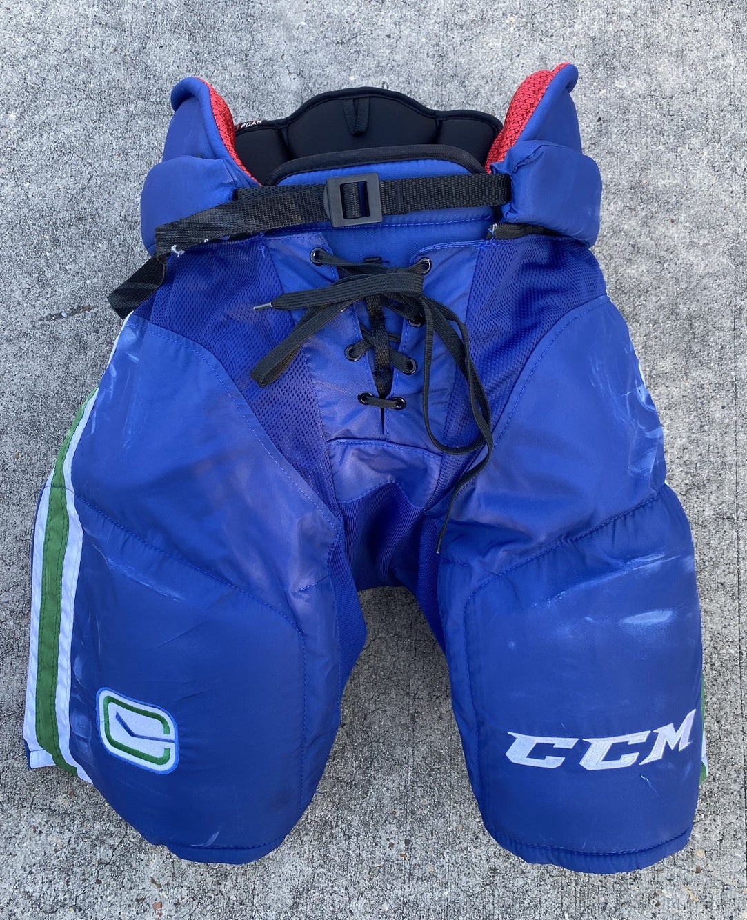 CCM HP45X Pro Stock Hockey Pants Vancouver Canucks 6008