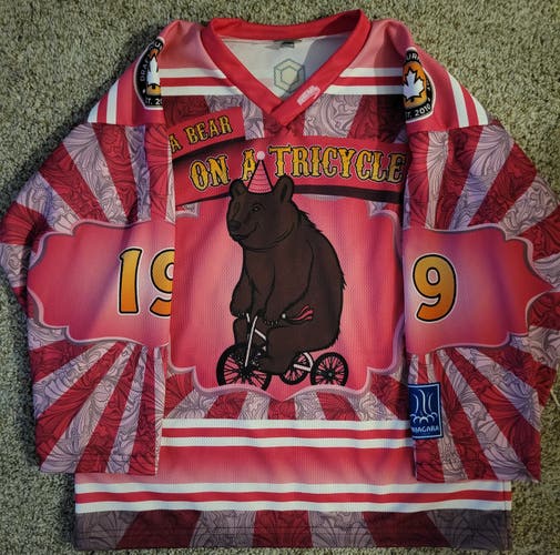 Bears Riding Tricycles Pink Youth Unisex Used Medium Jersey
