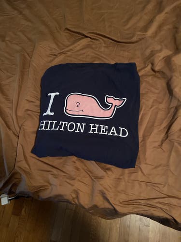 Large Vineyard Vines T Shirt
