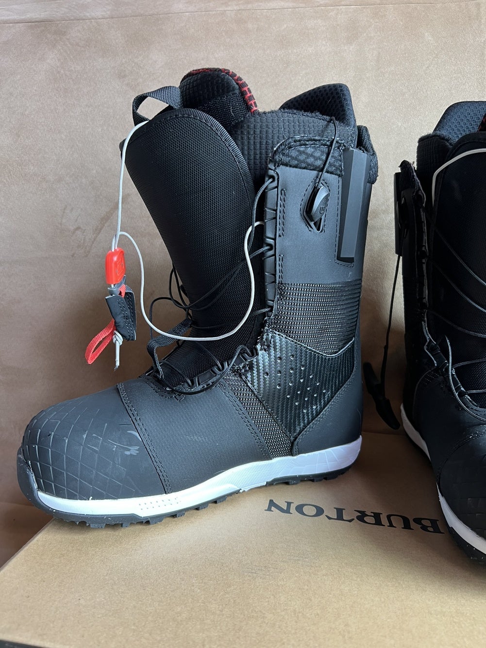 Mens Burton Ion Snowboard boots | SidelineSwap