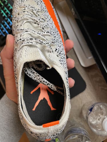 CR7 "Safari Pack" Used Unisex Size 8.5 (Women's 9.5) Nike Mercurial Vapor 13 Elite FG Cleats