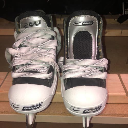 Junior Used Bauer Supreme One75 Hockey Goalie Skates Regular Width Size 2