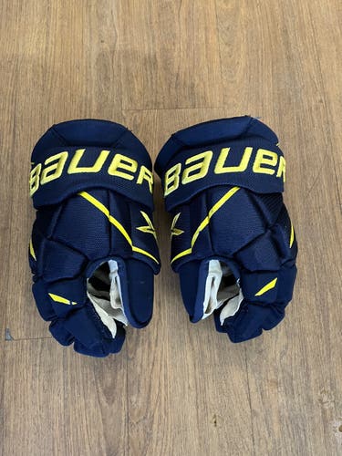 Used Bauer Vapor Gloves