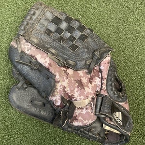 Adidas TS100DC Baseball Glove (1976)