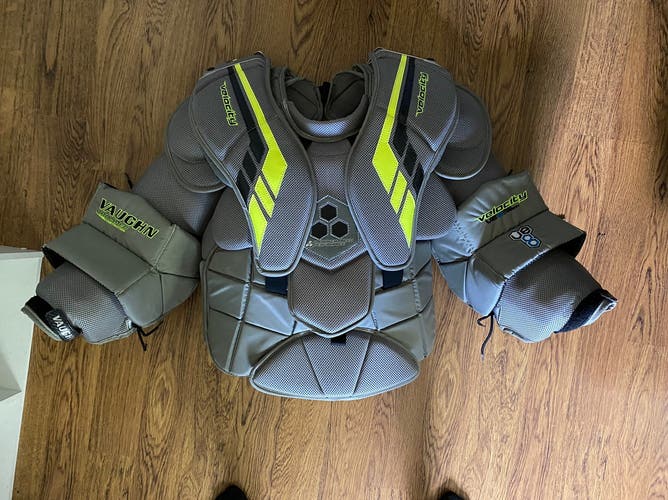 Vaughn Velocity VE8 Pro Carbon SR Chest Pad