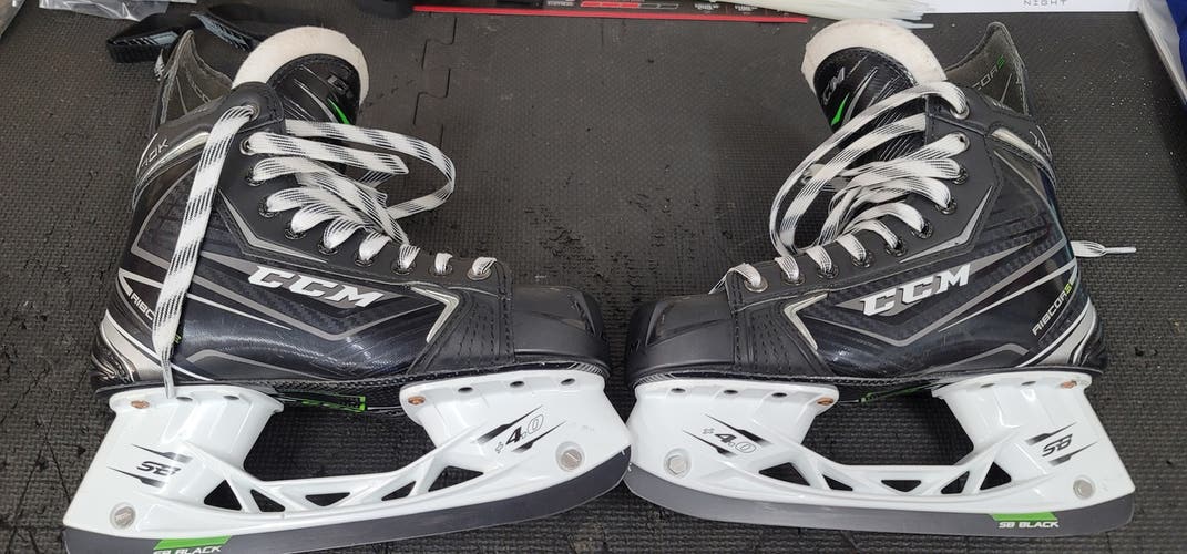 Used CCM RibCor 70K Hockey Skates Regular Width Size 6.5