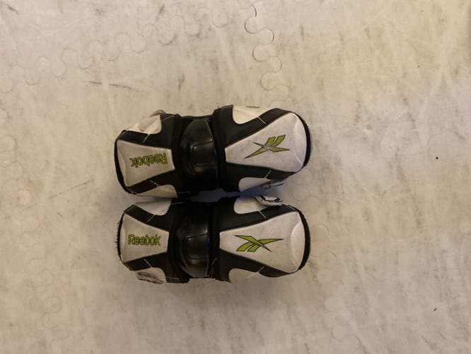 Used Small Reebok 5K Arm Pads
