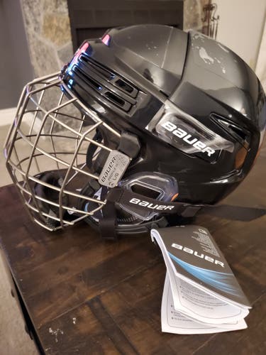 New Large Bauer Re-Akt 75 combo Helmet