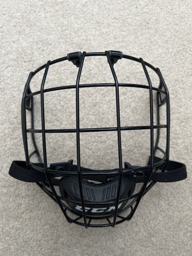 Black Large CCM FM580 Full Cage