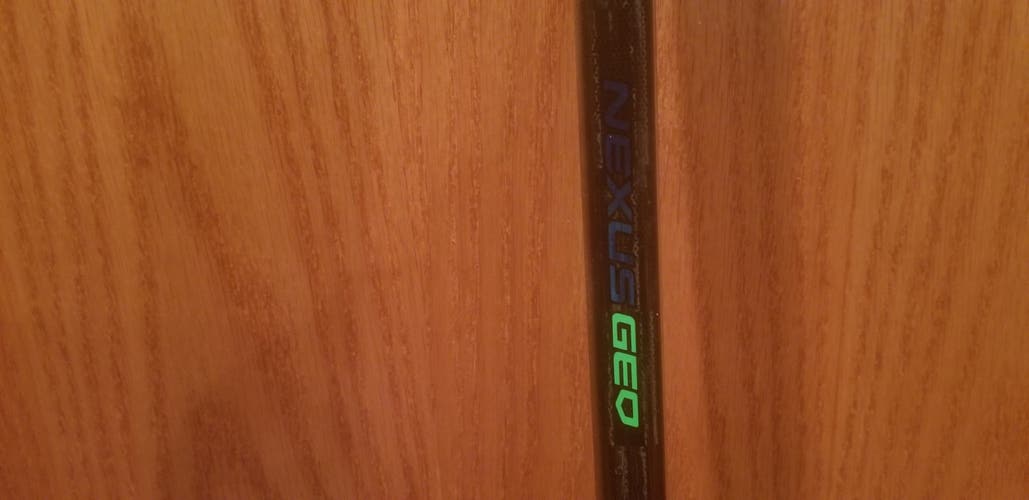 Senior Used Right Handed Bauer Nexus Geo Hockey Stick Mid Pattern