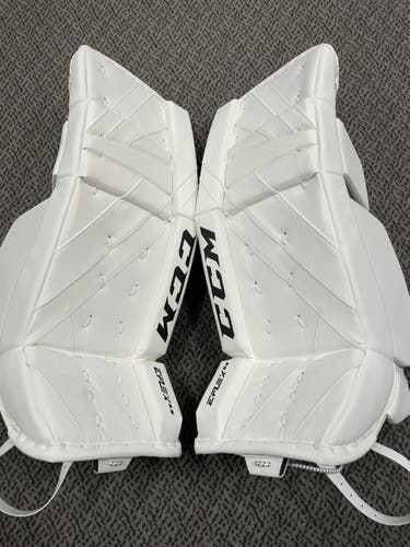 CCM EFLEX 5.9 30” +1” white goalie leg pads